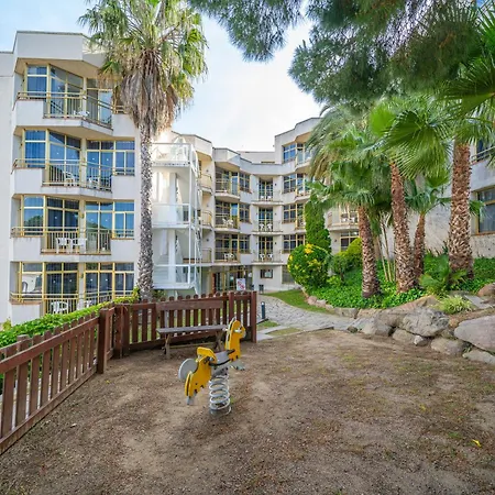 Ar Bolero Park Aparthotel 3*