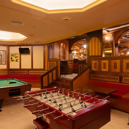Ar Bolero Park 公寓式酒店 3*